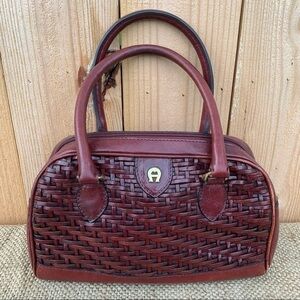 Cute Etienne Aigner Basket Weave Vintage Purse Handbag Burgundy Leather Satchel